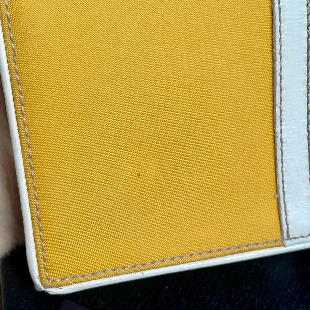 PRADA ❤️💛 nylon and white leather WOC wallet with unbranded insert and chain - Picture 16 of 16